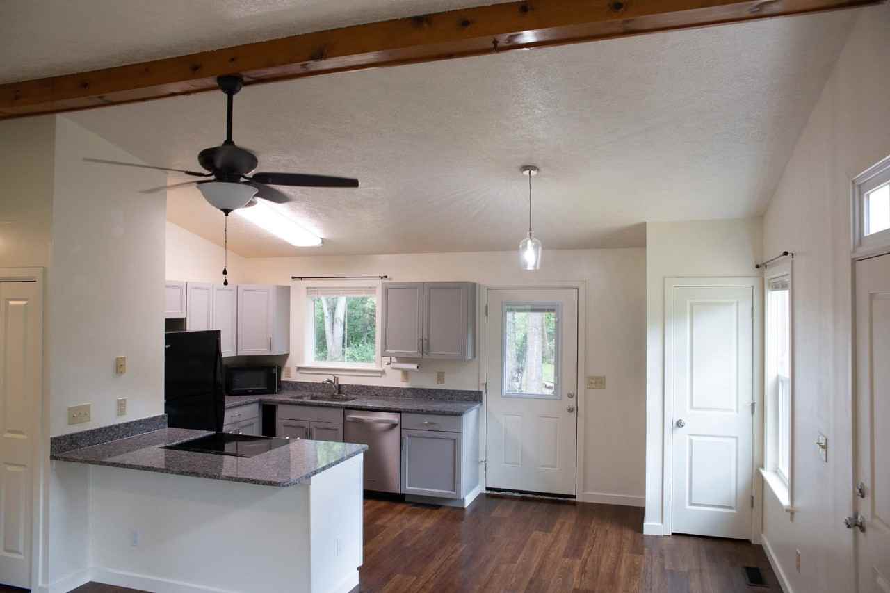 204 Potomak Trl - Photo 6 of 12