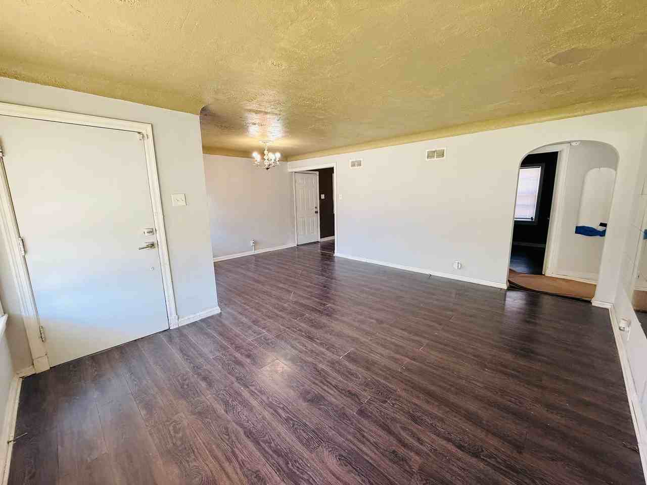 3826 Melba Pl - Photo 5 of 24