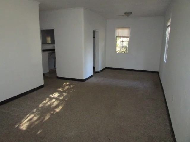 26 Burgess Ct - Photo 7 of 12