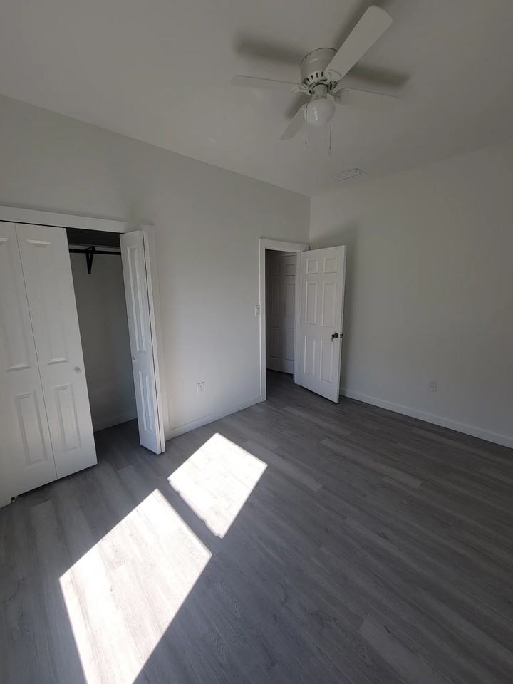 2457 Haven St - Photo 6 of 8