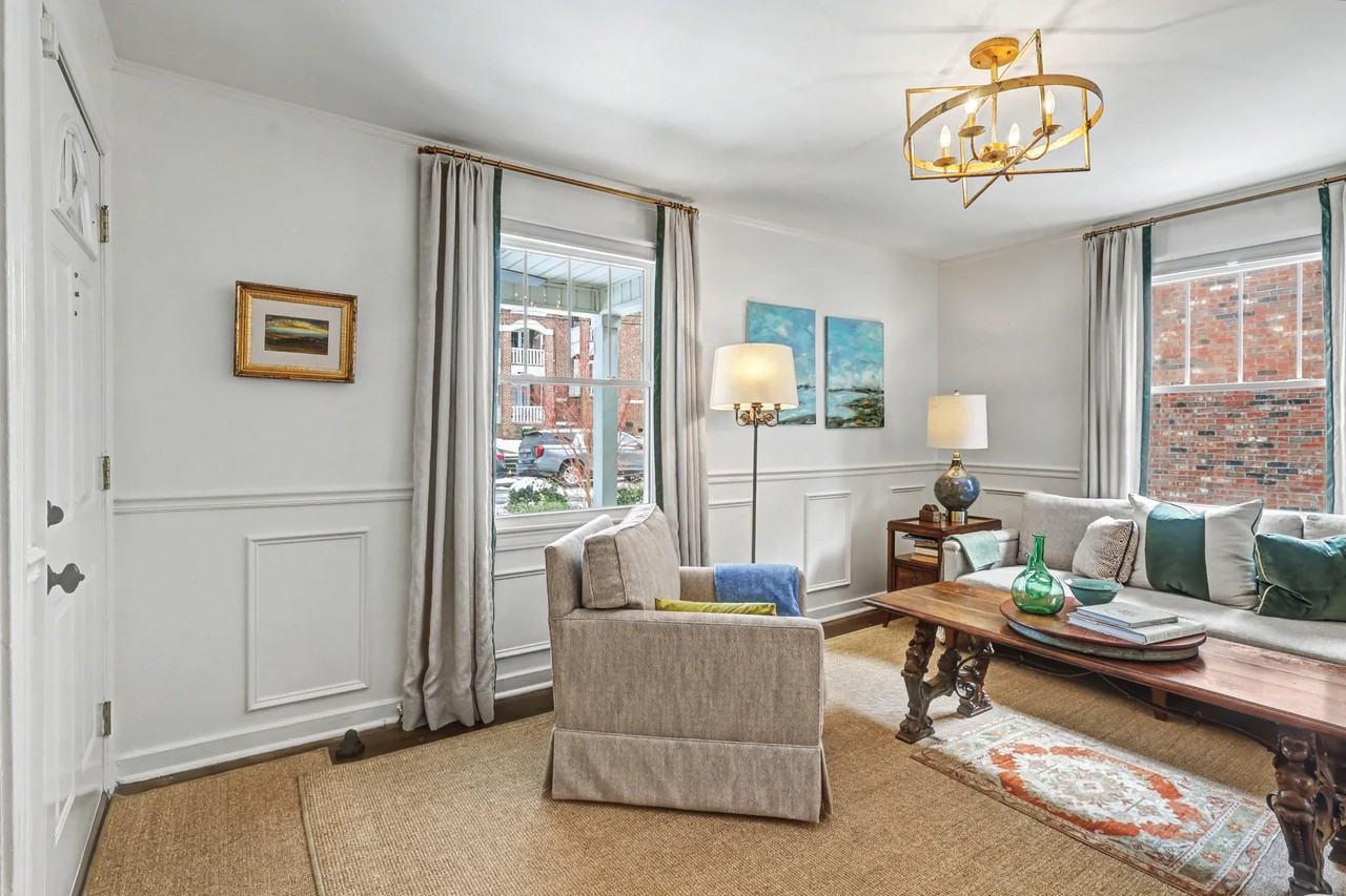 2138 Kirkwood Ave - Photo 2 of 20