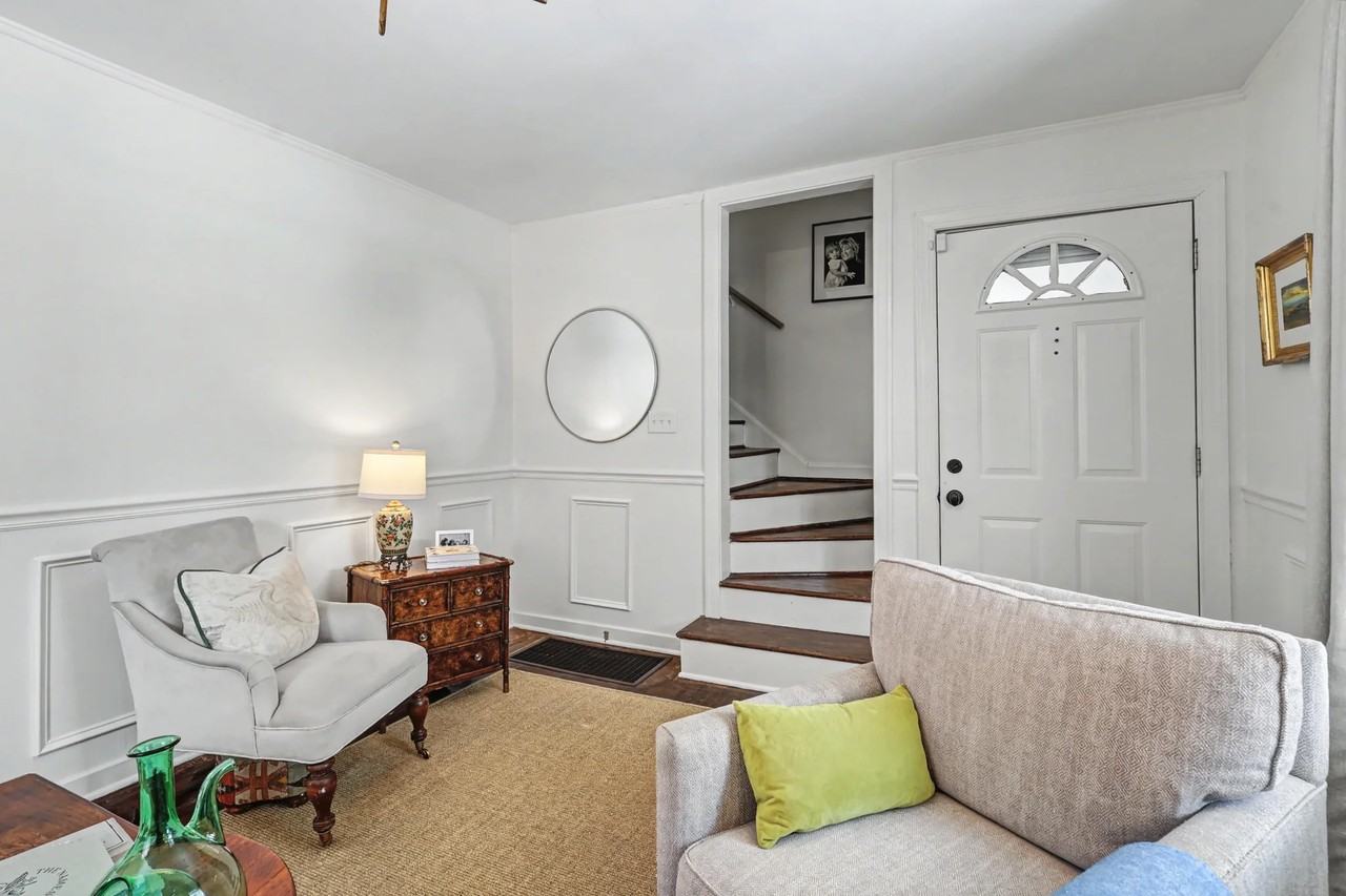 2138 Kirkwood Ave - Photo 4 of 20