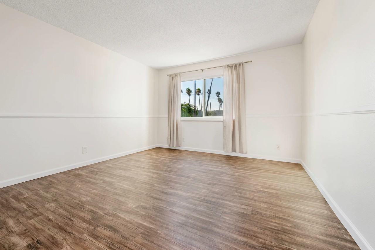 16255 Pacific Cir #106 - Photo 2 of 9