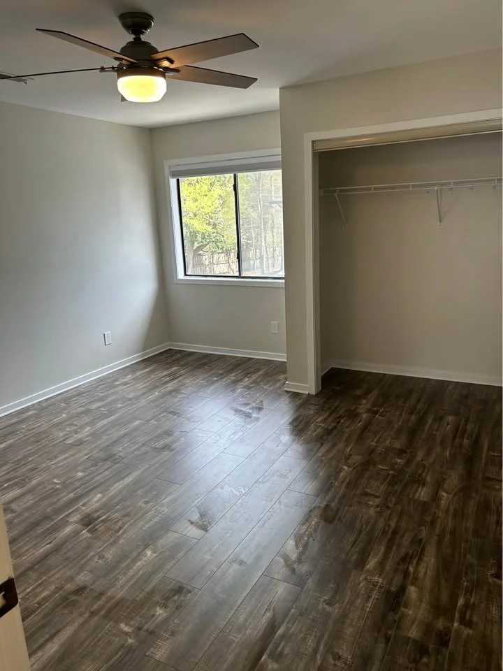 1507 Military Cutoff Rd #213 - Photo 4 of 9