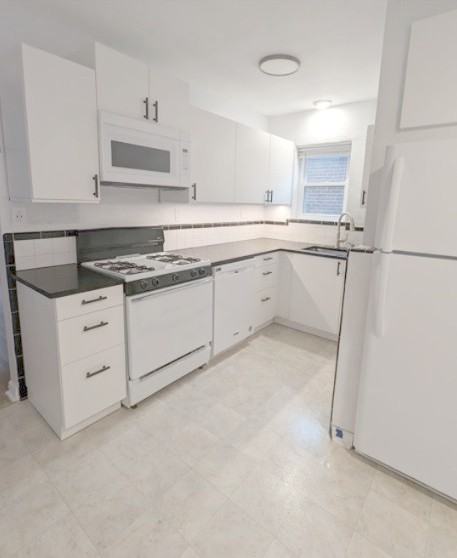 3388 Tedmar Ave #LEFT - Photo 3 of 16