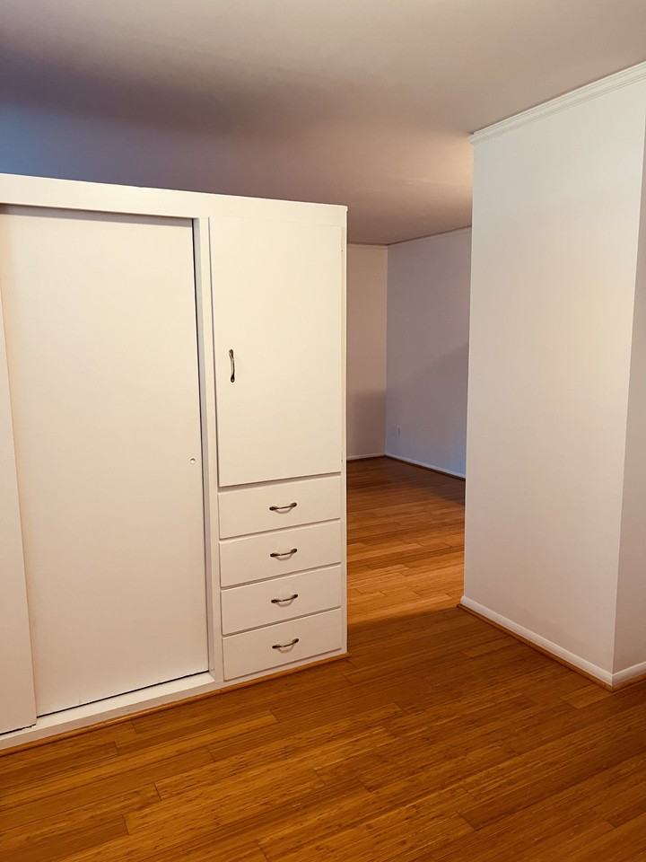 5409 Ne 65th St #1 - Photo 7 of 19