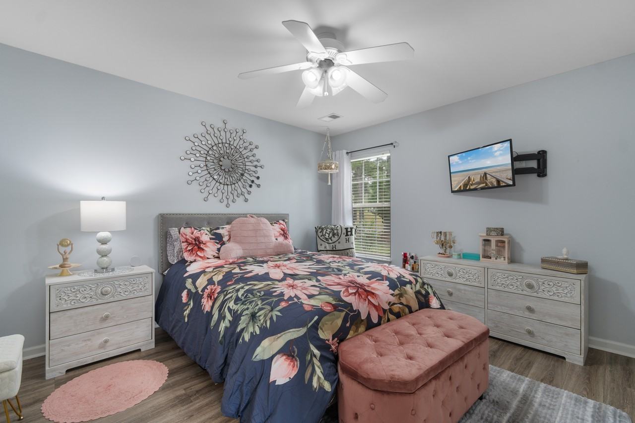 161 Barclay Dr #NA - Photo 6 of 18