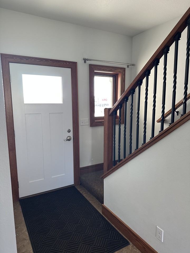 1020 S 32nd St #1024 - Photo 5 of 30