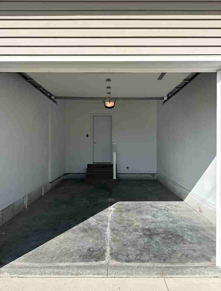 1020 S 32nd St #1024 - Photo 6 of 30