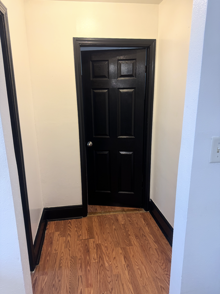 2916 1st St #NA - Photo 4 of 10