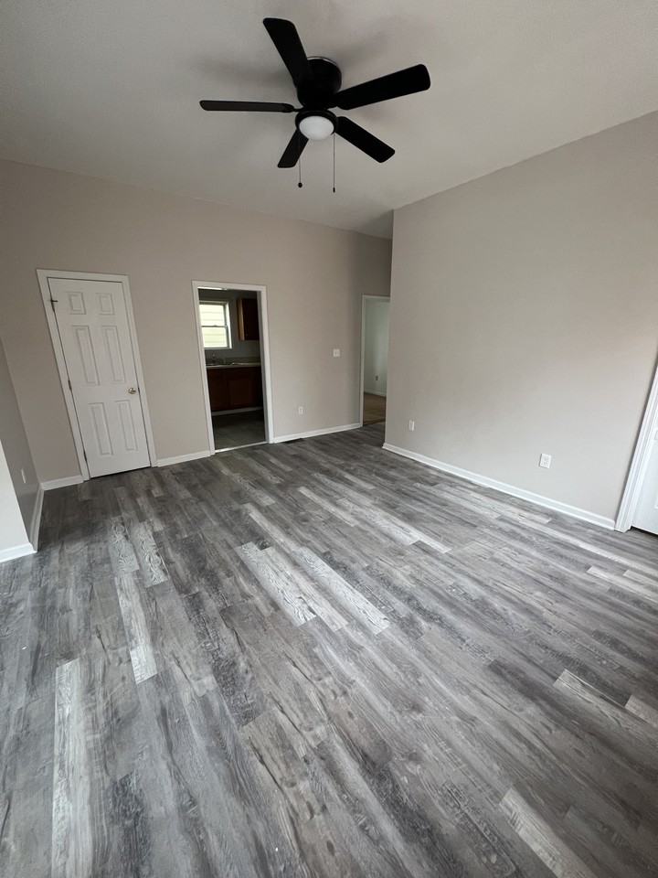 196 Main St #1 - Photo 2 of 11