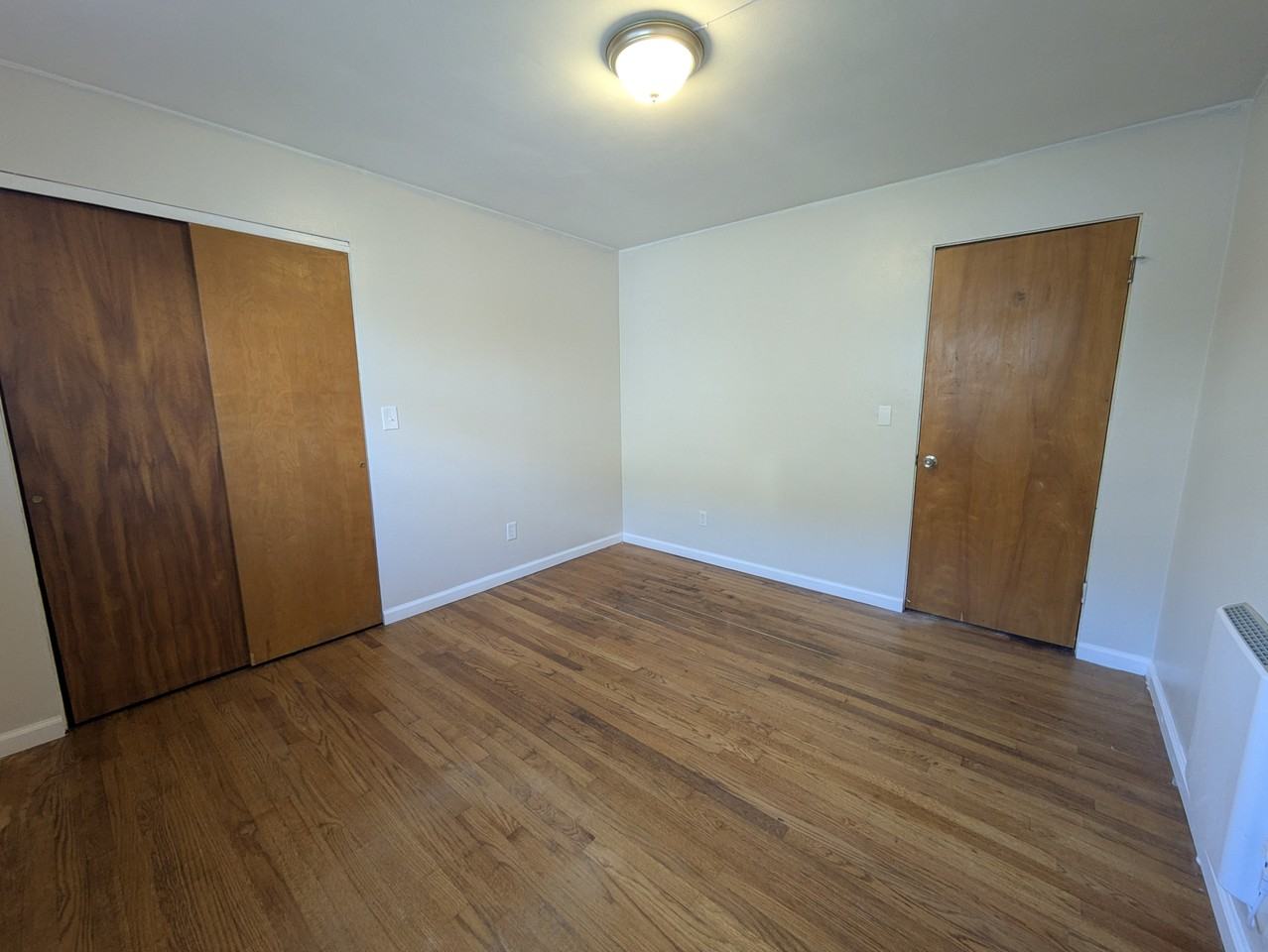 617 June St #B - Photo 3 of 17