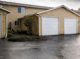 76 Nw 33rd Pl #F - Photo 1 of 1