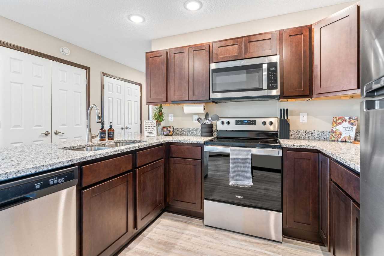 RWC Building 2860 - Photo 6 of 25