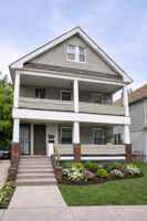 featured image of 618 E 97th St