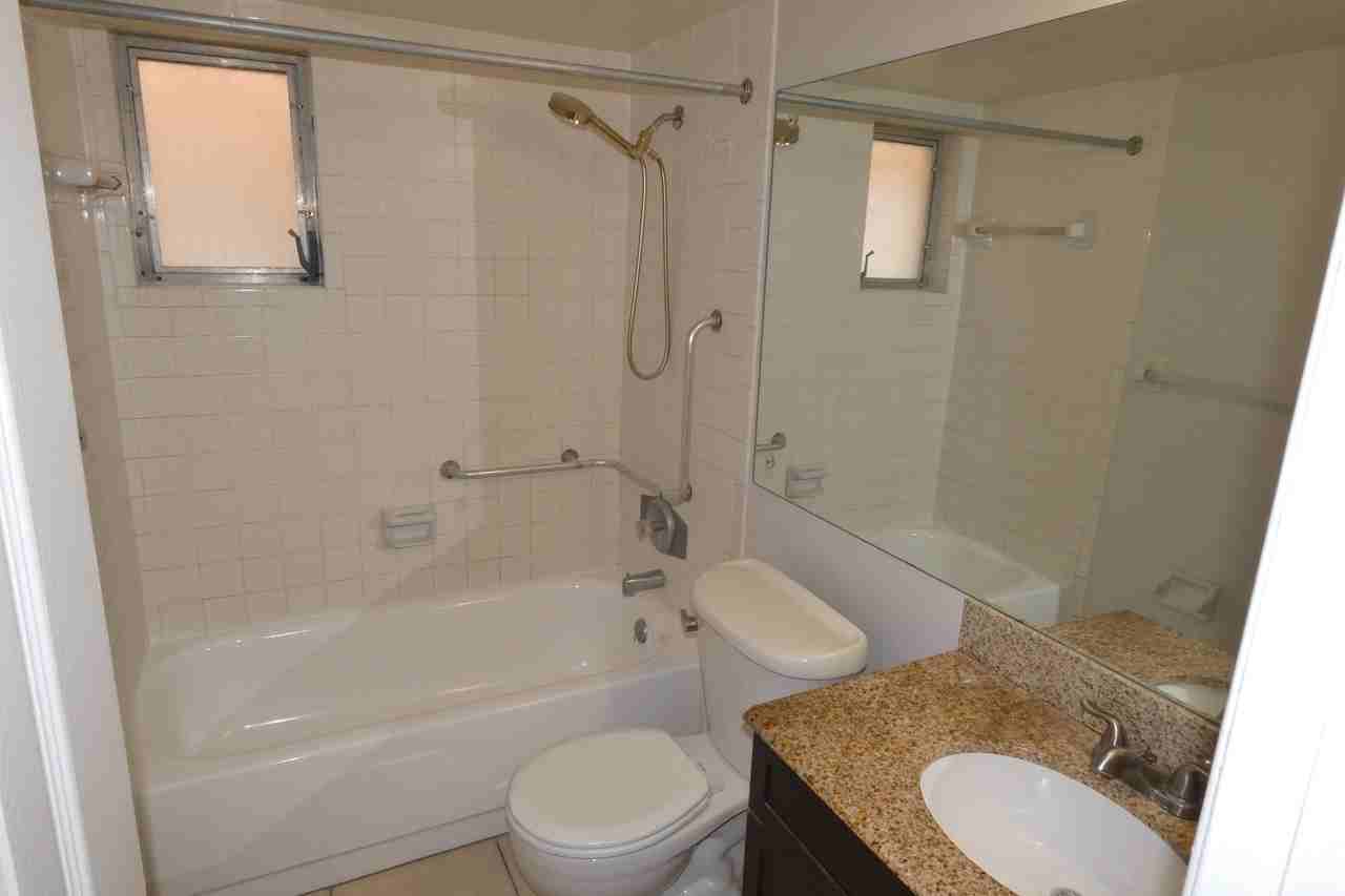 5831 8th Avenue North #206 - Photo 6 of 10