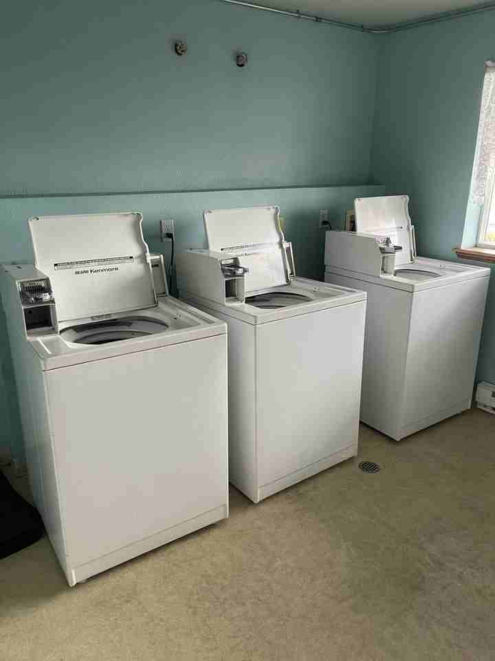 965 N Garden St - Photo 7 of 9