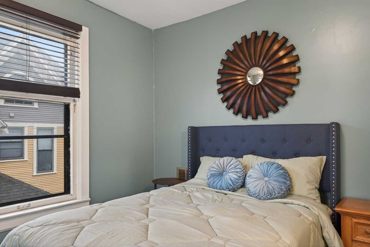 256 Union Ave Se #2 - Photo 6 of 50