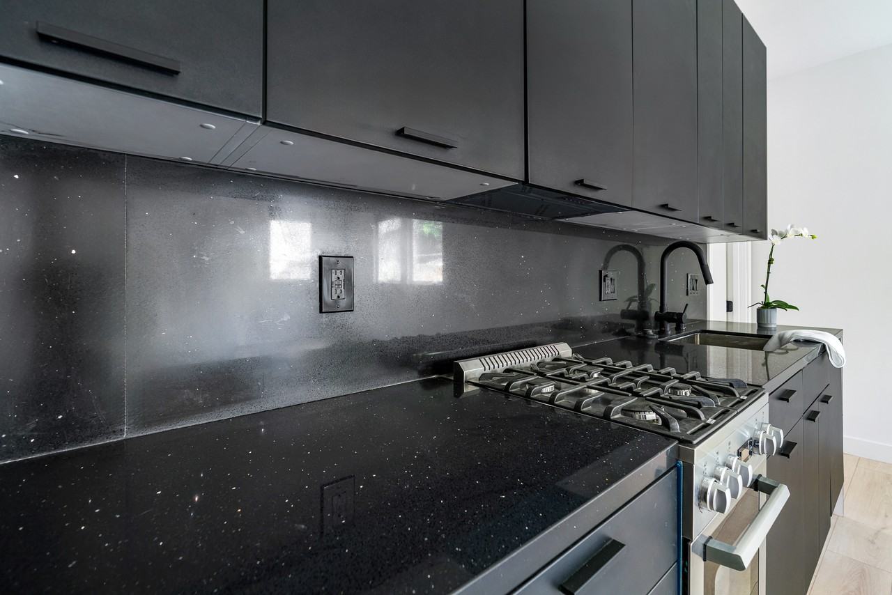 1410 West 2nd Street #1/2