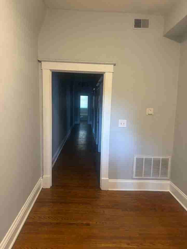 GRY - 214 - Photo 7 of 8