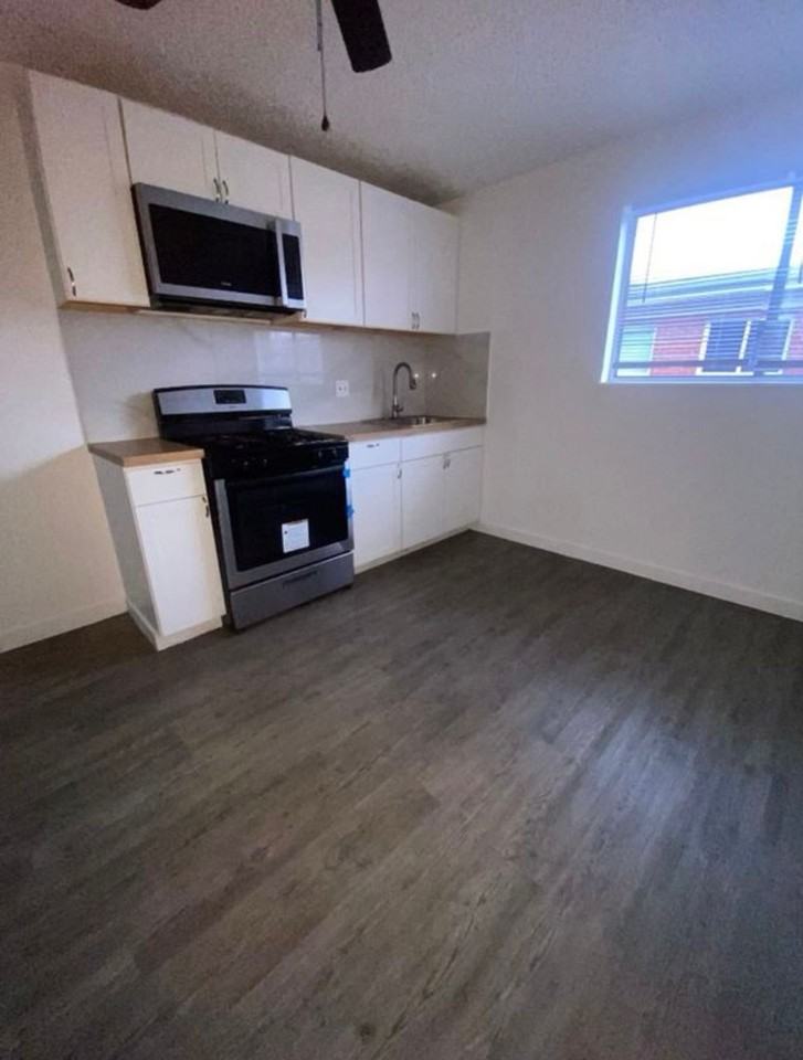 813 Courtois Street - Photo 2 of 8