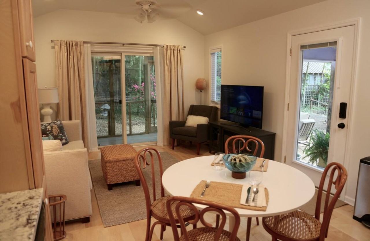 303A N Columbia St #NA - Photo 6 of 23