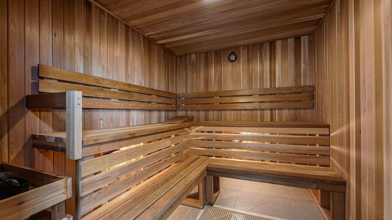 6993 Boul Décarie - Photo 6 of 32