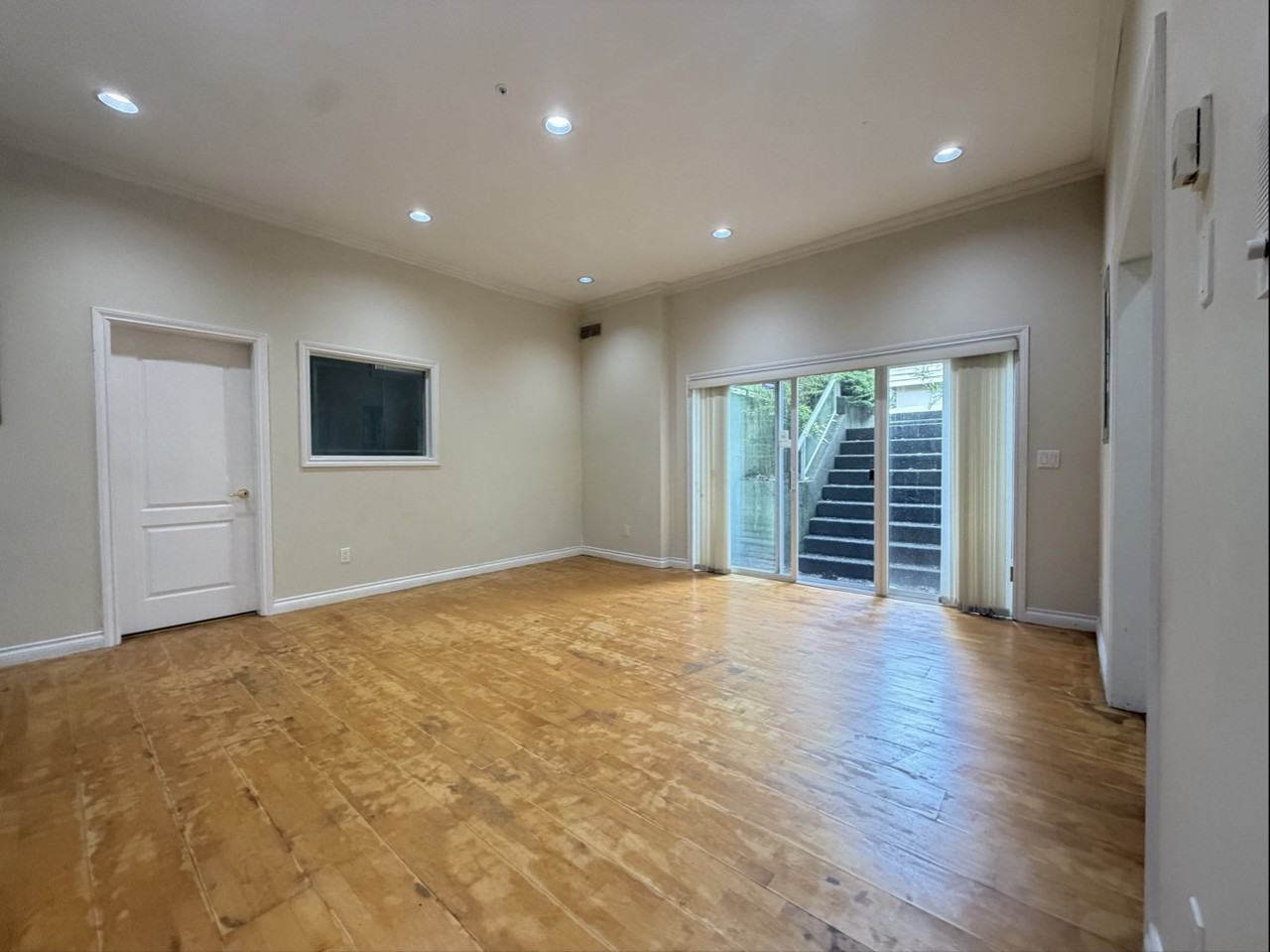 6928 Fremlin Street - Photo 6 of 23