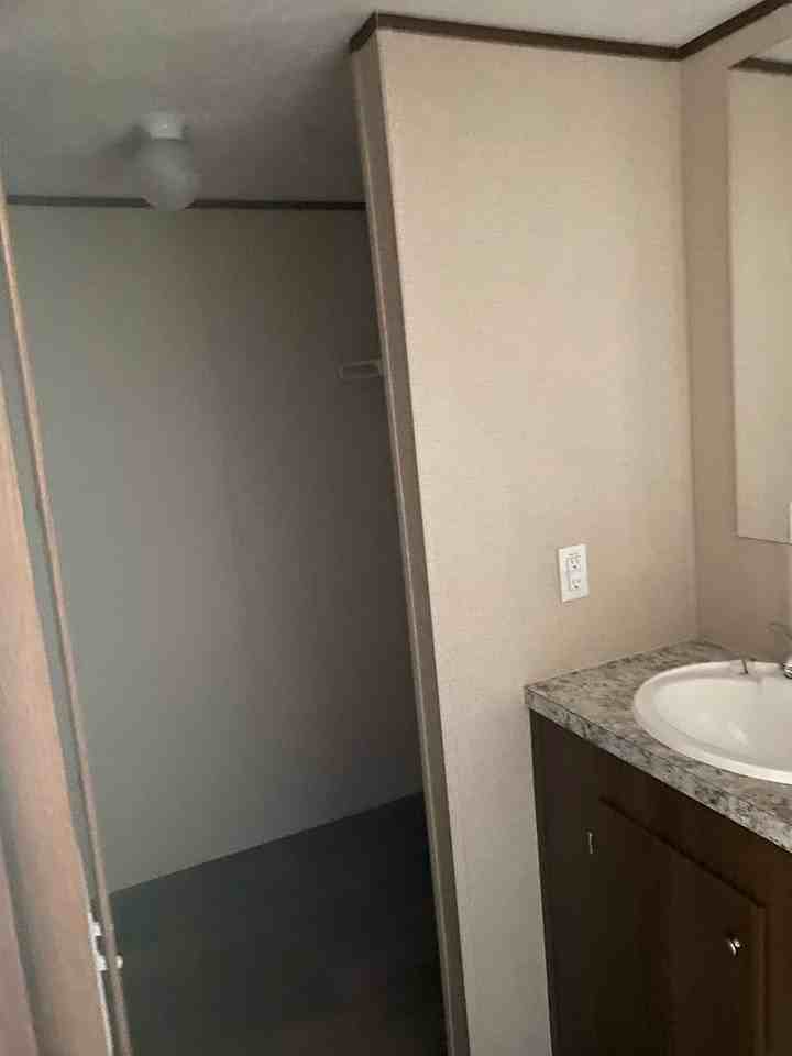 631 Adalynn Pvt Ln - Photo 7 of 11