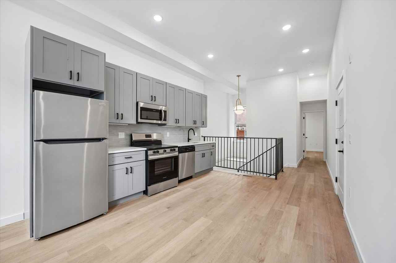 627 N. 16th Street - Photo 4 of 18