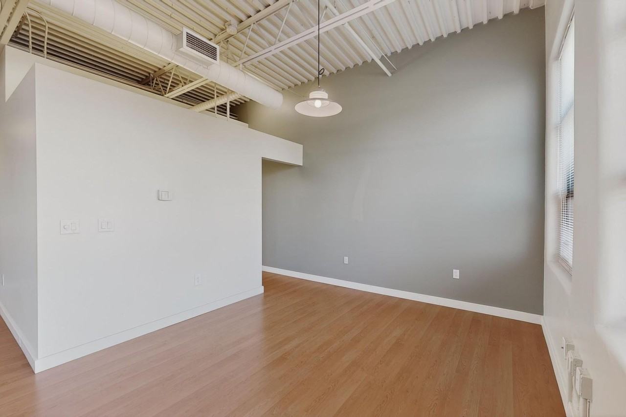 1503 Central Ave Nw #D103 - Photo 7 of 30