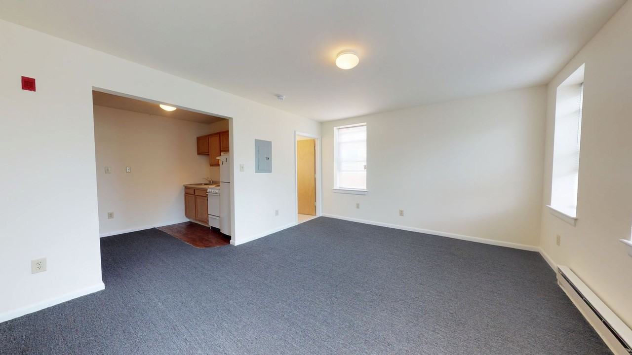 Marlton Manor Apartments - Photo 7 of 19