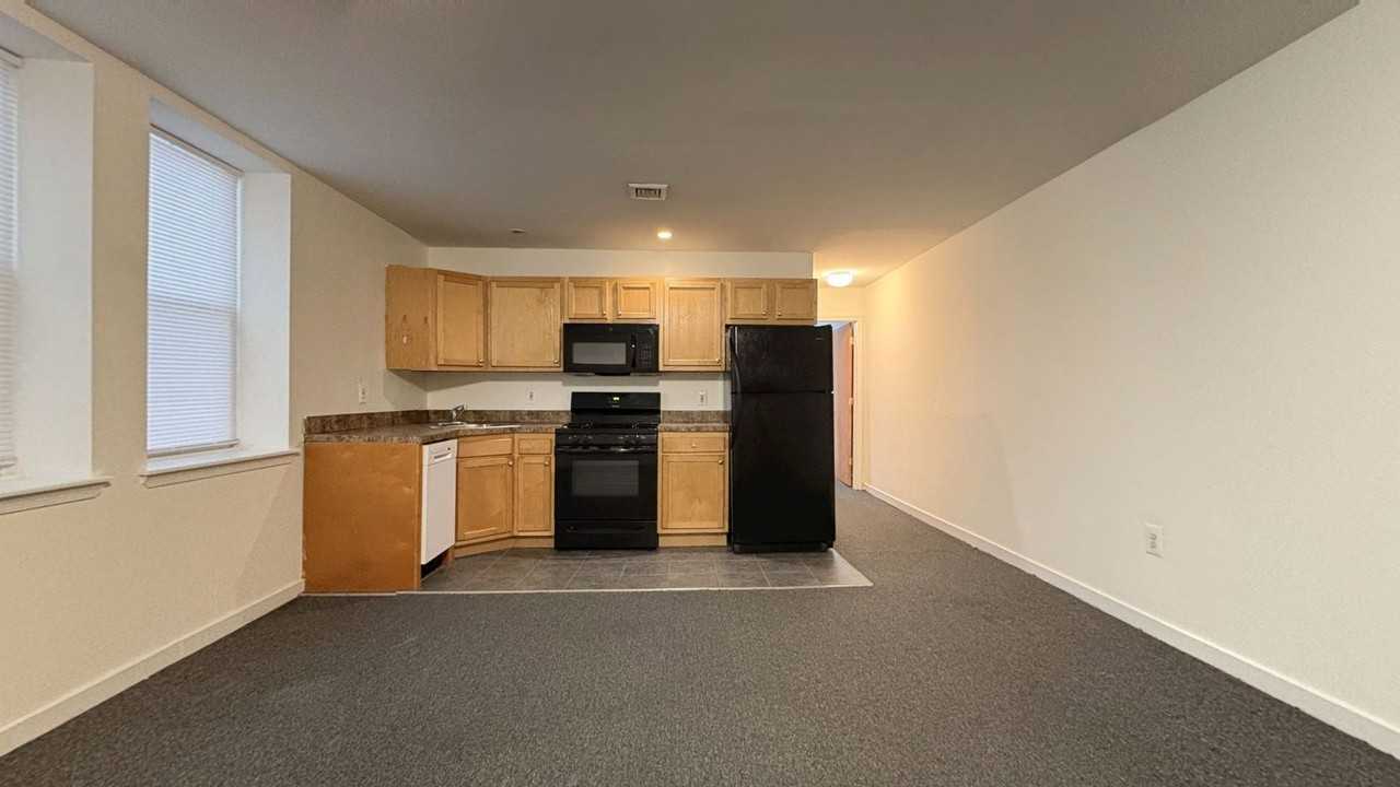 Osage Avenue Apartments - Photo 5 of 26