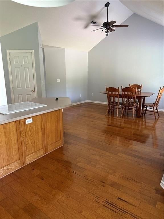 2010 S Elm St - Photo 3 of 20