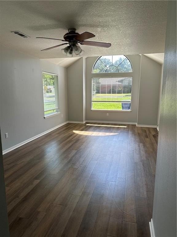 2010 S Elm St - Photo 7 of 20