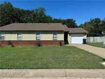 1114 Mockingbird Ln #B - Photo 1 of 1