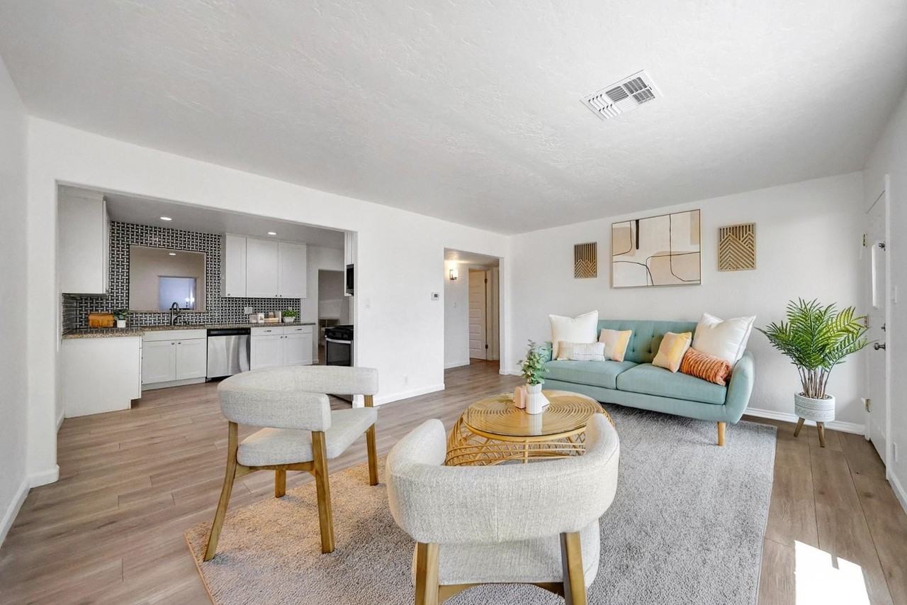 224 W Glenrosa Ave - Photo 2 of 24