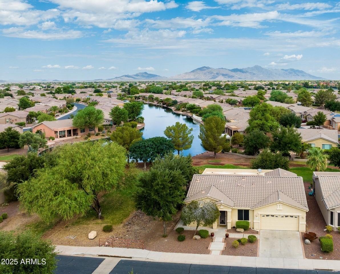 42348 W Fountainhead St - Photo 4 of 50
