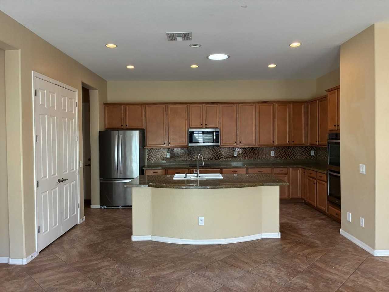 20973 W Cora Vis - Photo 4 of 27