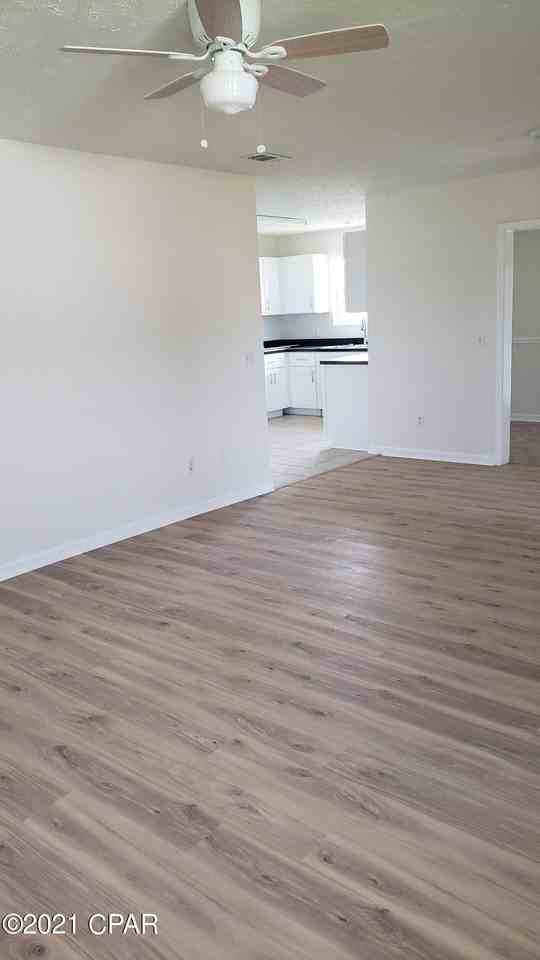 2809 E 17th St - Photo 7 of 11