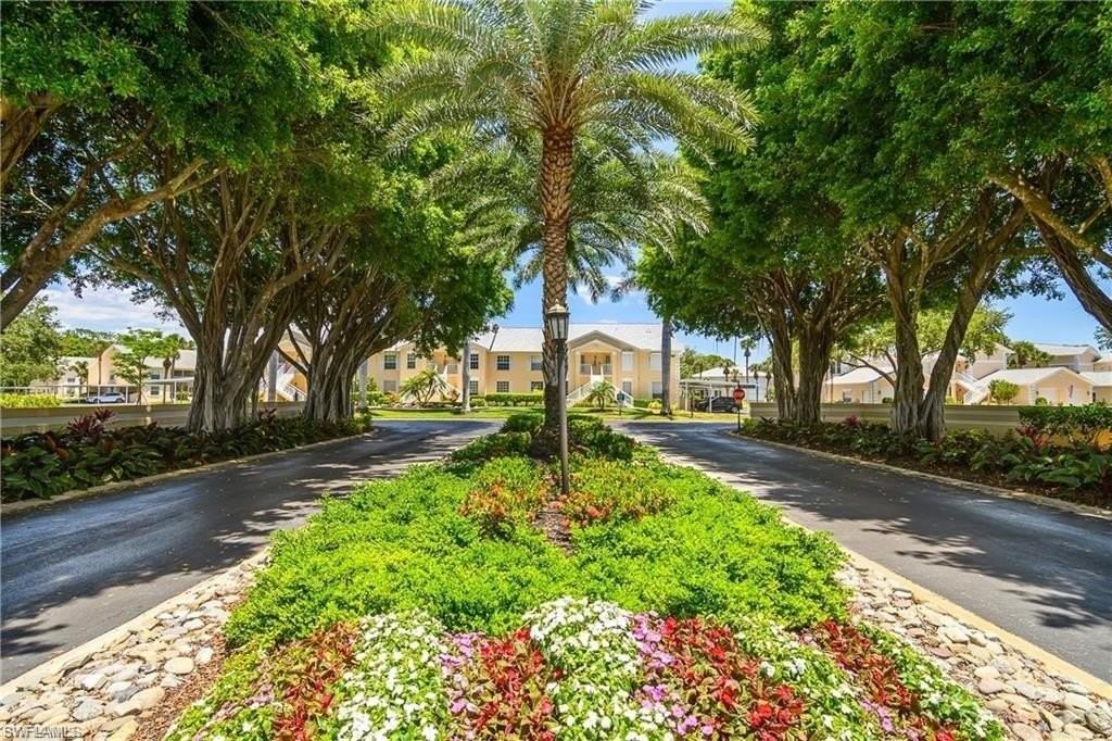 773 Wiggins Lake Dr Unit 2 - Photo 3 of 30