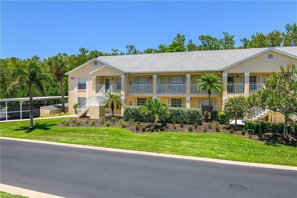 773 Wiggins Lake Dr Unit 2 - Photo 4 of 30