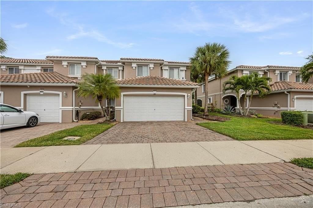 3223 Antica St - Photo 3 of 50