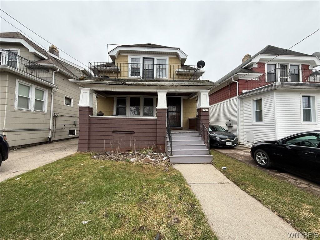 733 Lasalle Ave - Photo 2 of 9