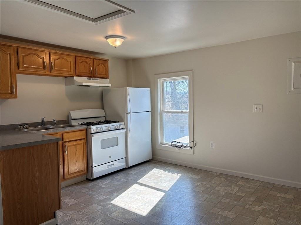 132 W High St #201 - Photo 4 of 13