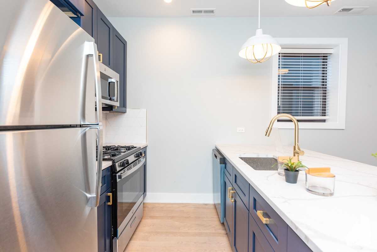 2020 W Montrose Ave #4409-3B - Photo 5 of 15