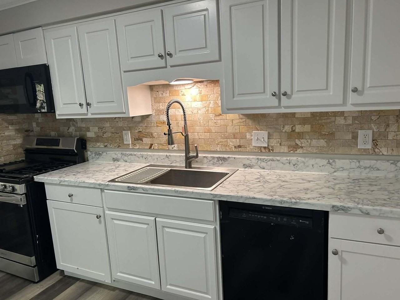 7304 Sterling Rd - Photo 2 of 11