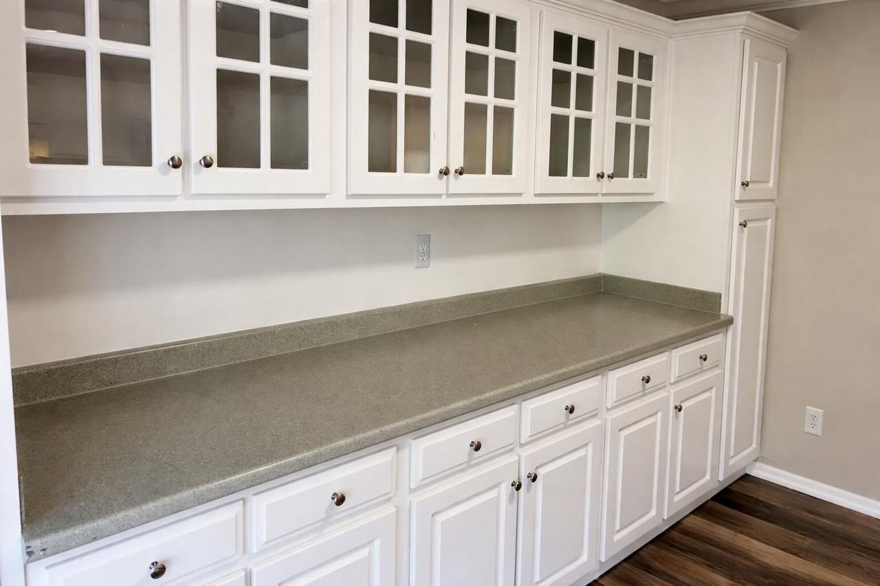 7304 Sterling Rd - Photo 3 of 11