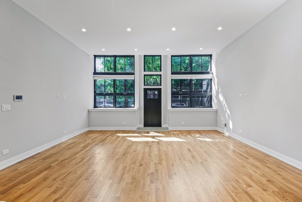 1349 N Noble St #1 - Photo 6 of 24