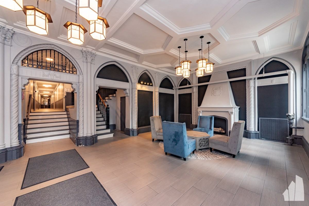 505 W Belmont Ave #5M - Photo 3 of 12